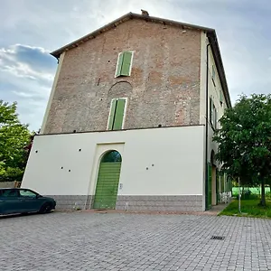 Appartamento Intero Con Giardino In Palazzo Del 1600, Campogalliano